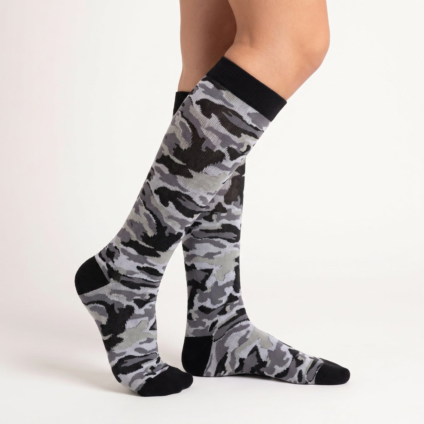 Solemate Camo Black — On-leg