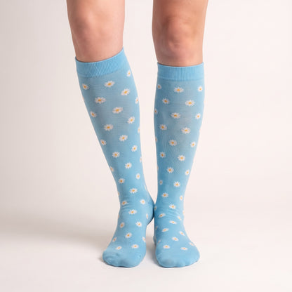 Solemate Daisy Blue — Standing
