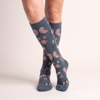 Solemate Floral Navy — Standing