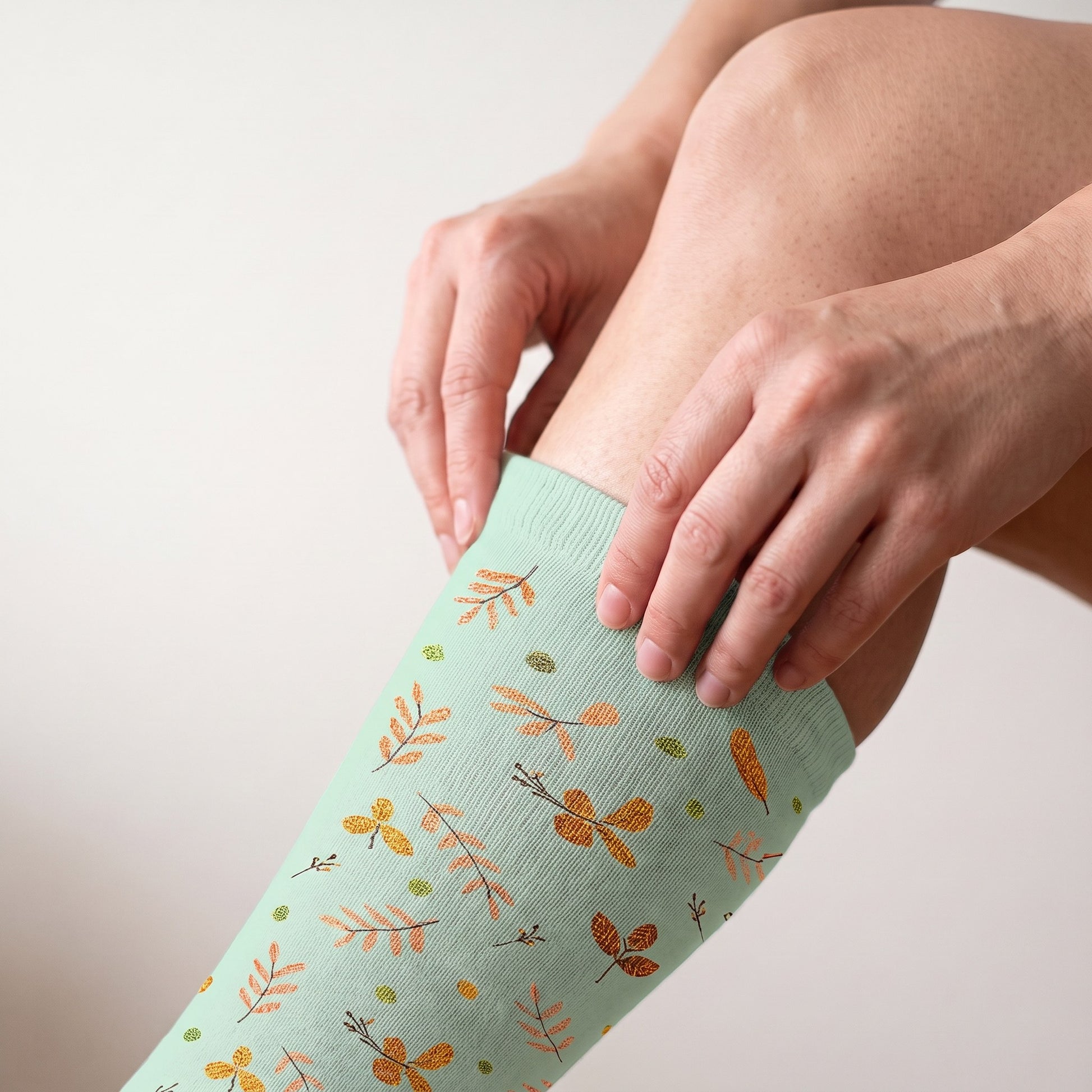 Solemate Leaves Mint — Close-up