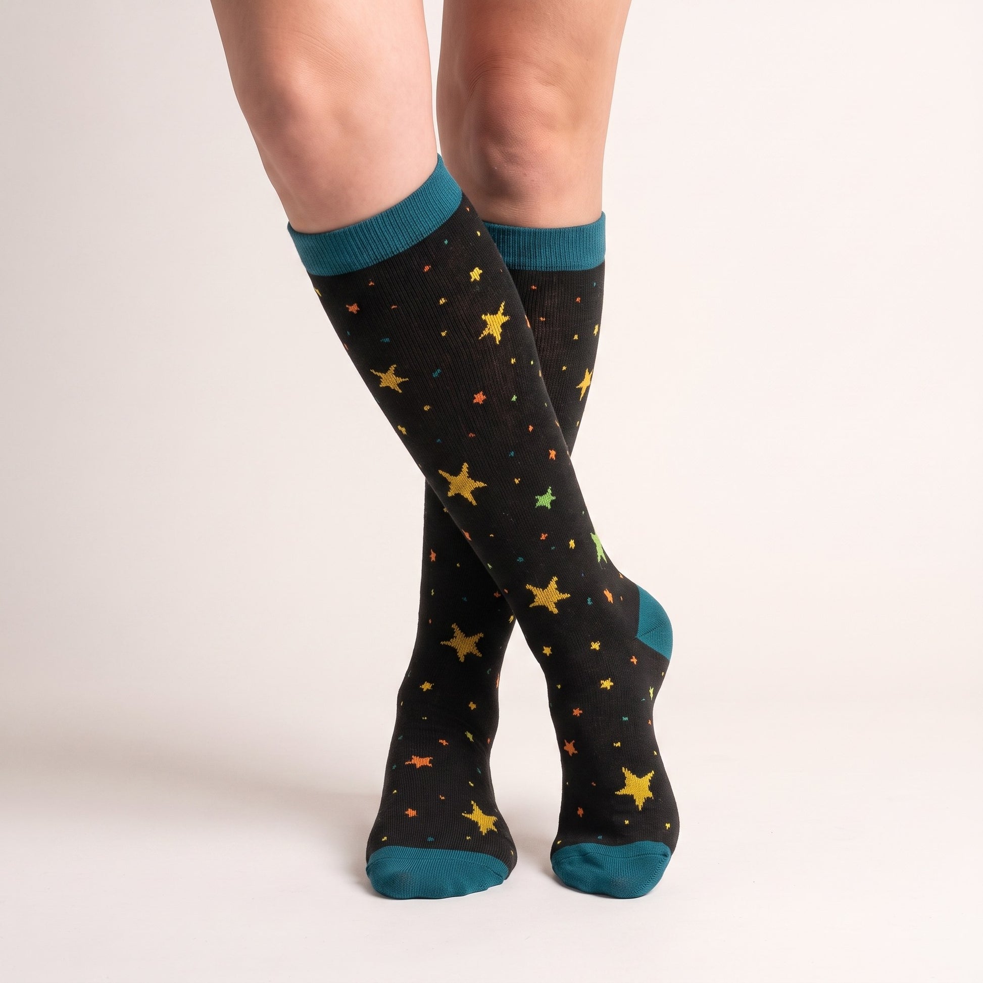 Solemate Stars Green — Standing